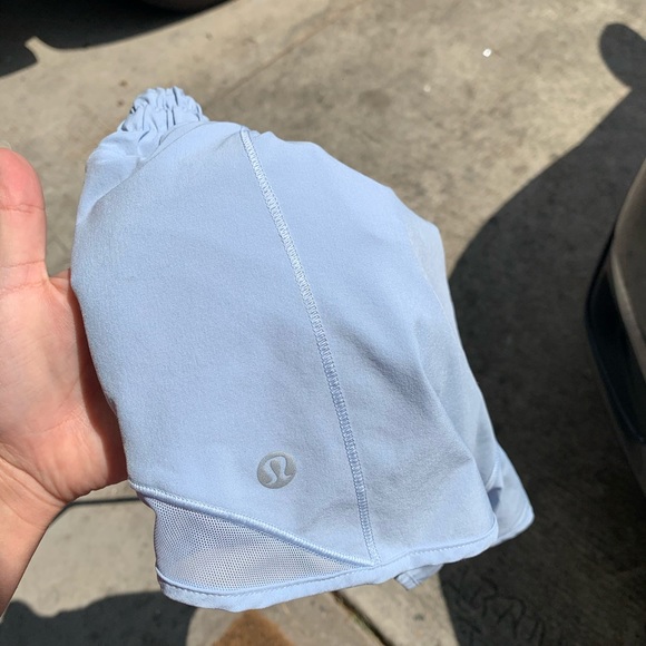 Lululemon Hotty Hot Shorts - Picture 3 of 5